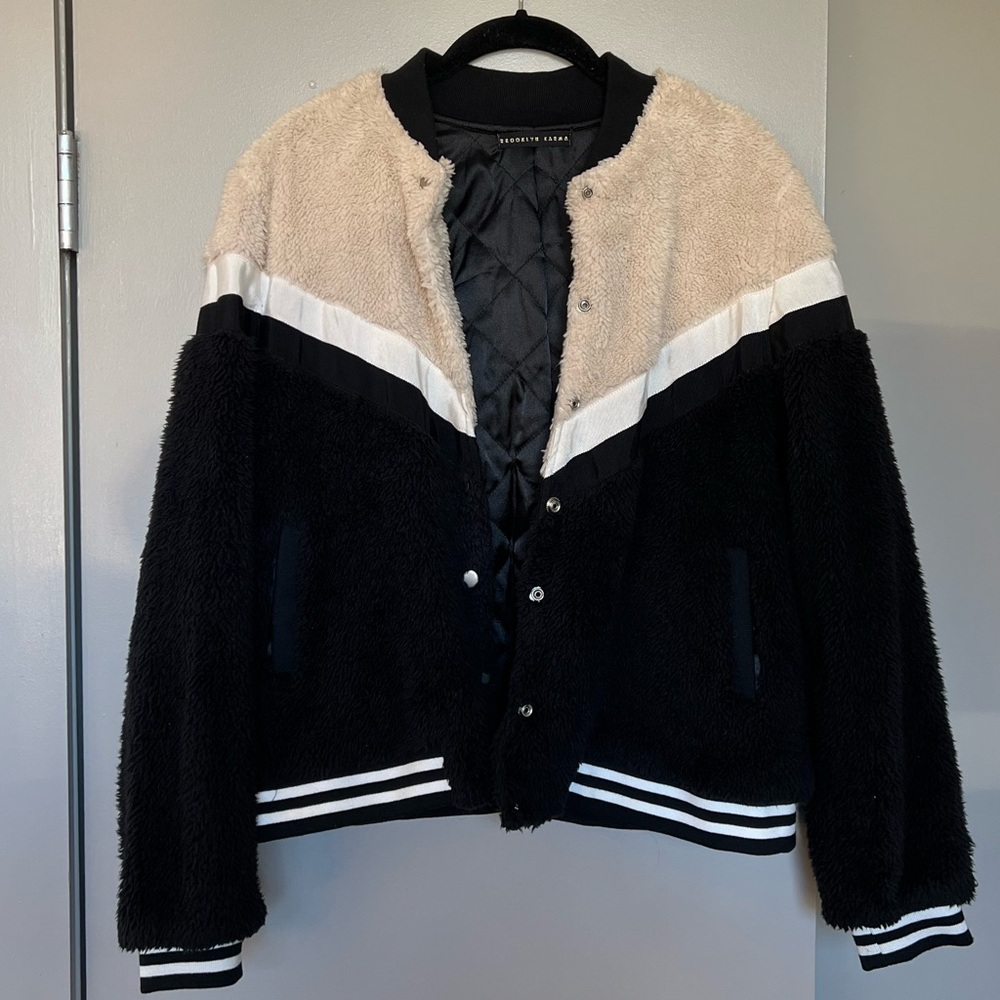 Brooklyn Karma fleece black and white bomber jacket